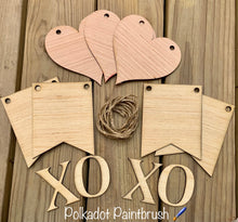 Load image into Gallery viewer, XOXO heart Banner
